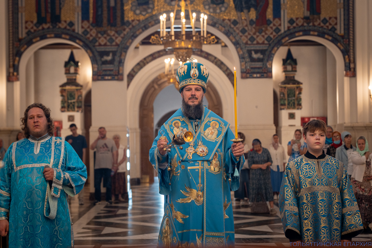 Канун праздника Казанской иконы Божией Матери
