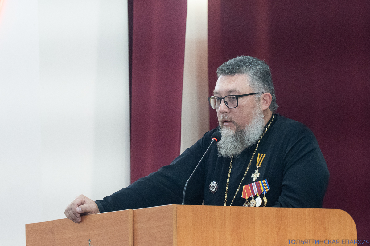Вопросы духовного окормления военнослужащих обсудили в Тольяттинской Епархии