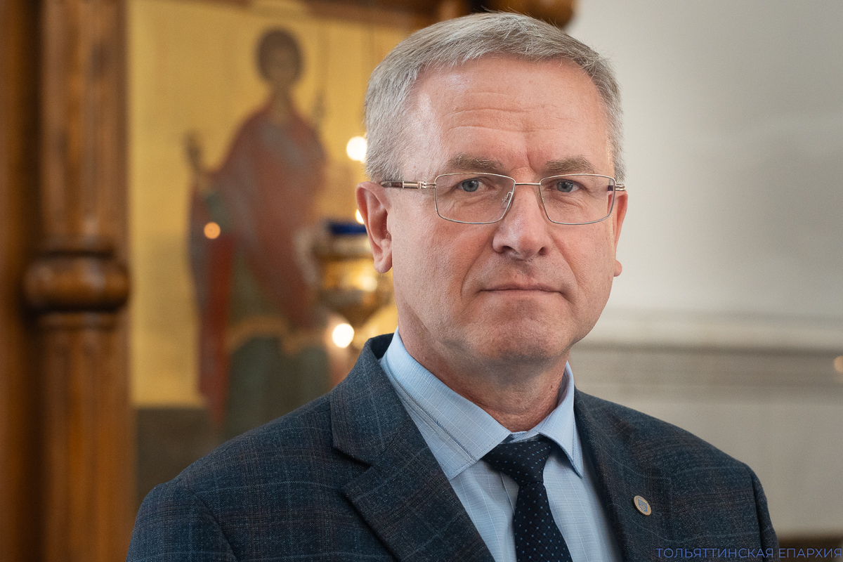 В праздник Преображения Господня глава Самарской Митрополии митрополит Феодосий возглавил соборное архиерейское богослужение в Преображенском кафедральном соборе Тольятти