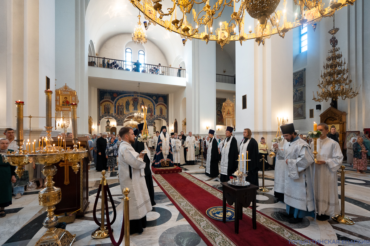 Канун праздника Преображения Господня