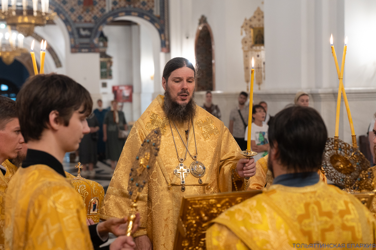 Канун Недели 10-й по Пятидесятнице, памяти великомученика и целителя Пантелеимона
