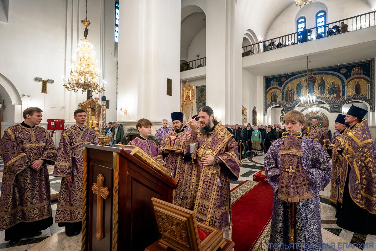 Канун Недели 18-й по Пятидесятнице, памяти святителя Димитрия Ростовского